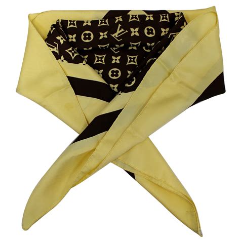 lv pop monogram scarf|louis vuitton silk scarf monogram.